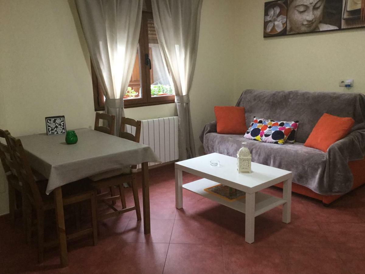 Apartamentos El Bosquexu Intriago Dış mekan fotoğraf